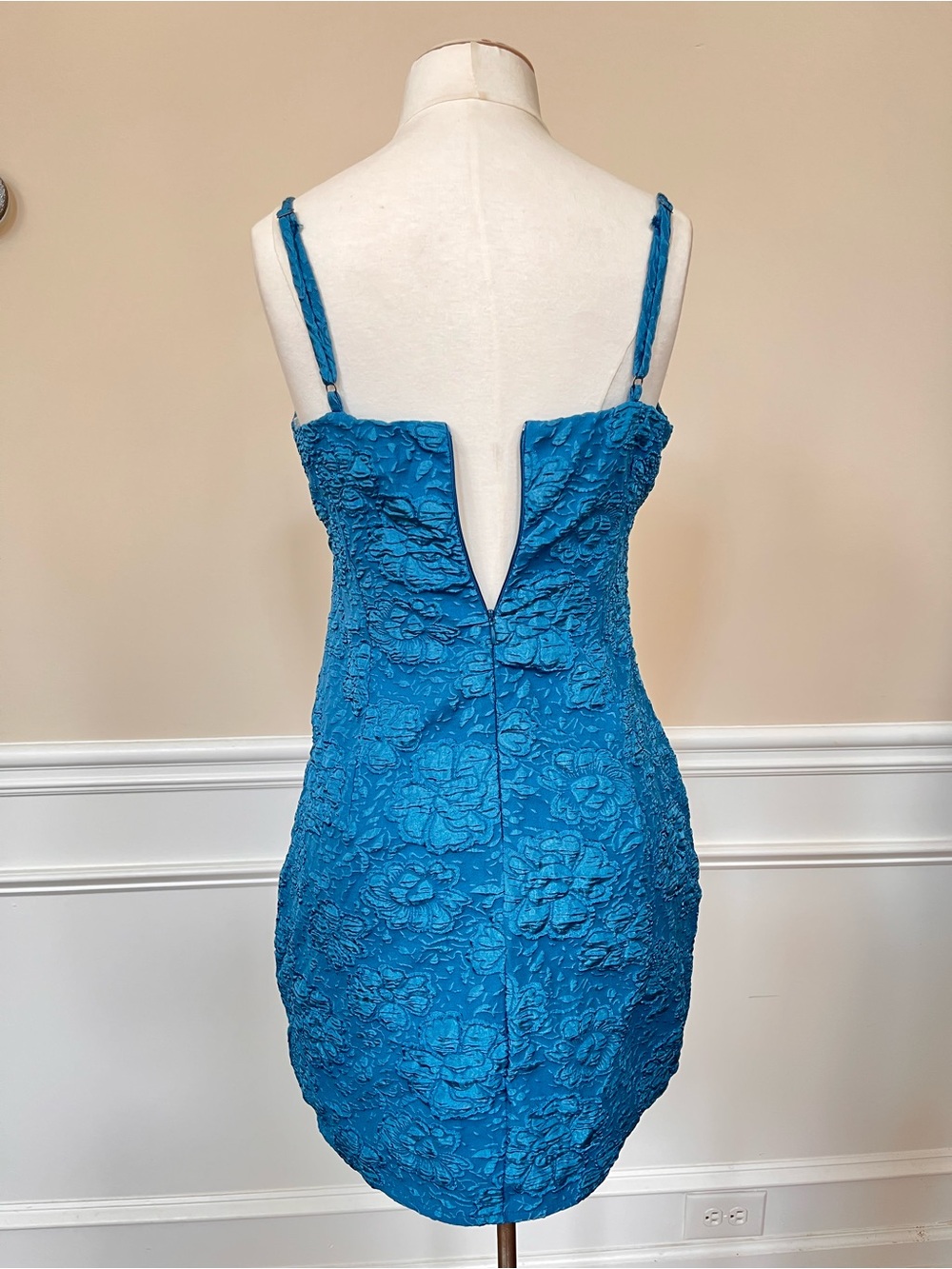 NWT LIVE TO BE SPOILED TURQUOISE FLORAL TEXTURED MINI DRESS | SIZE XL - Picture 7 of 10